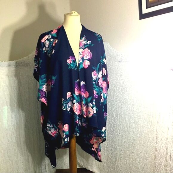 12PM by Mon Ami Floral Kimono Style Cardigan Size Small - Picture 2 of 9